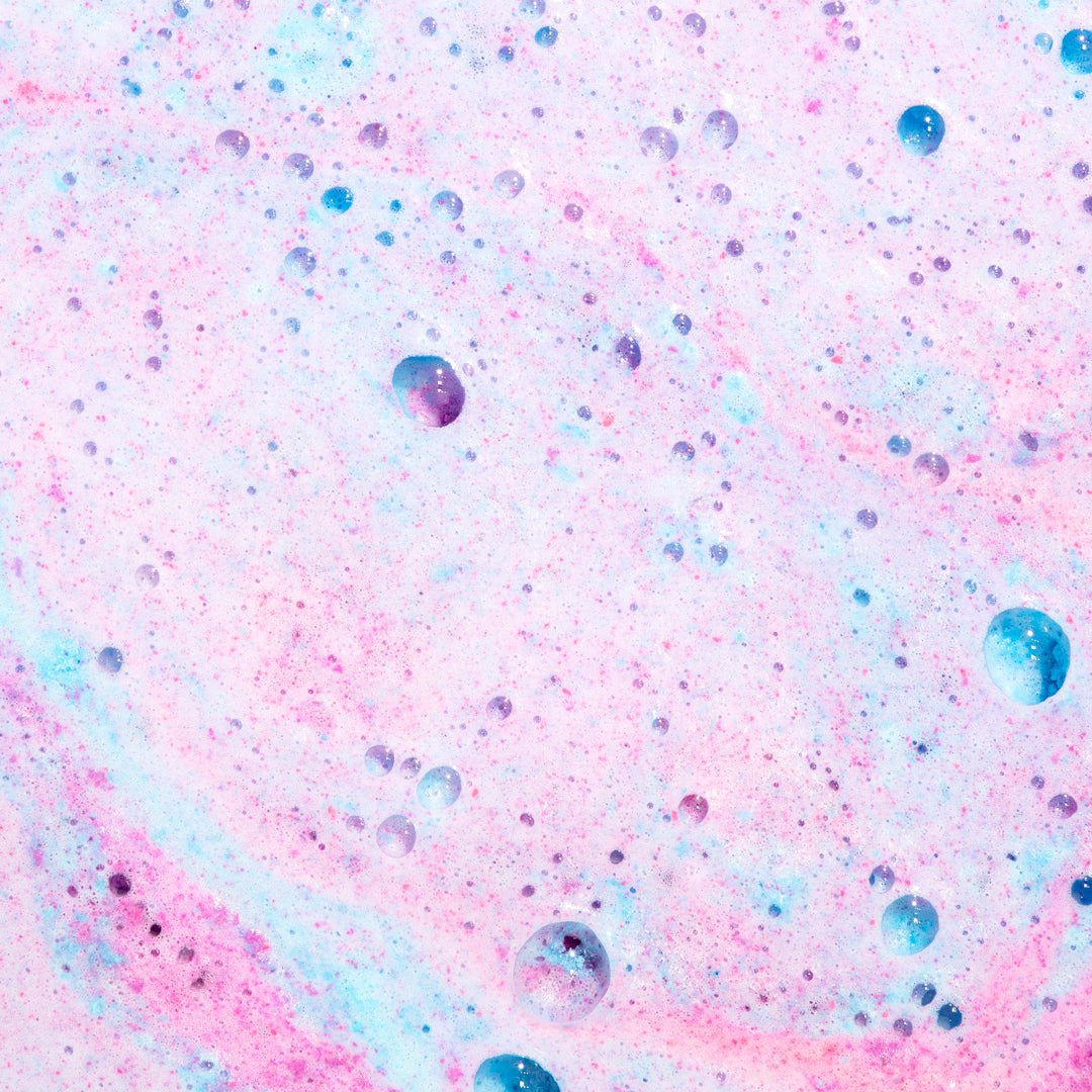 unicorn dream bath soak in use