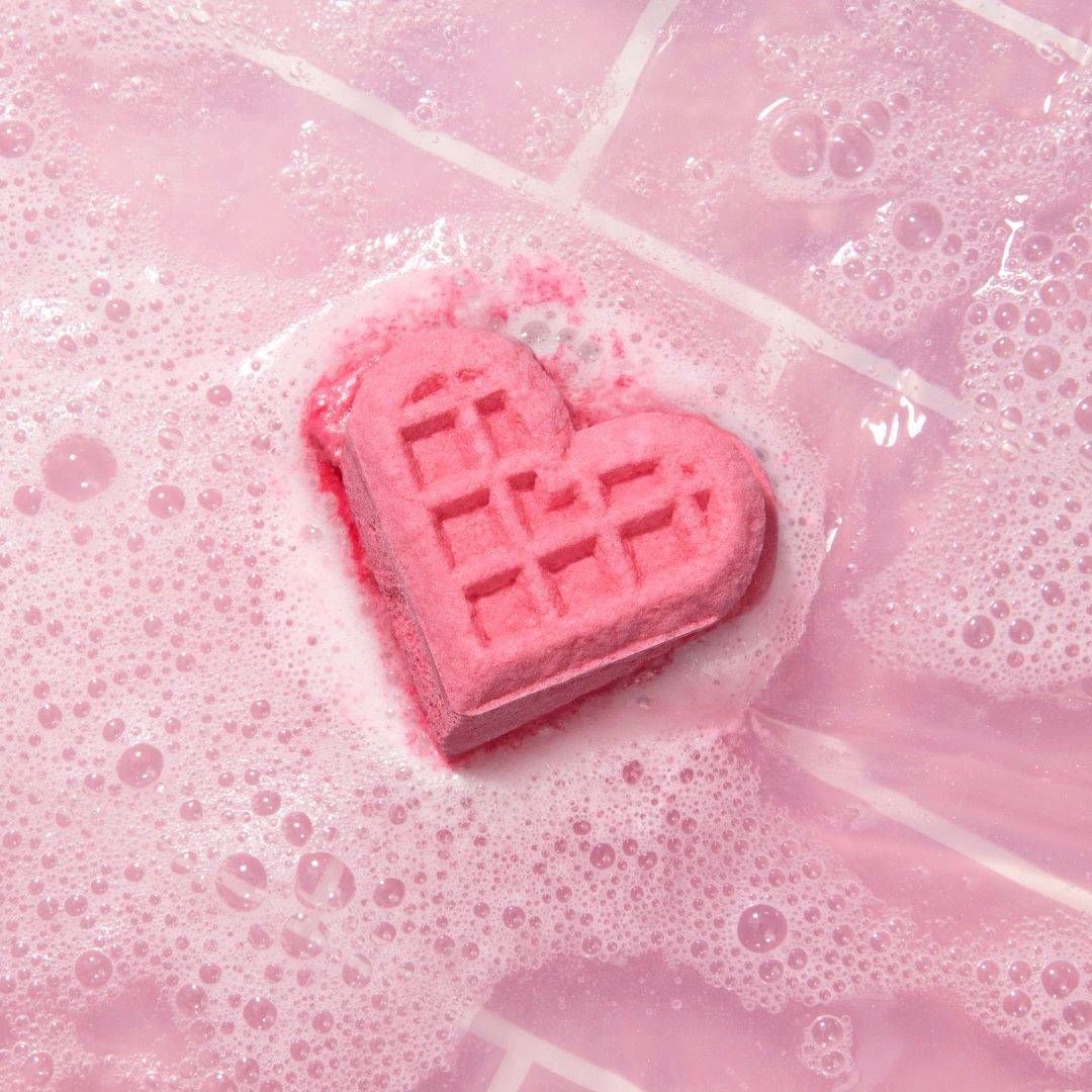 fruit smoothie shower steamers in use