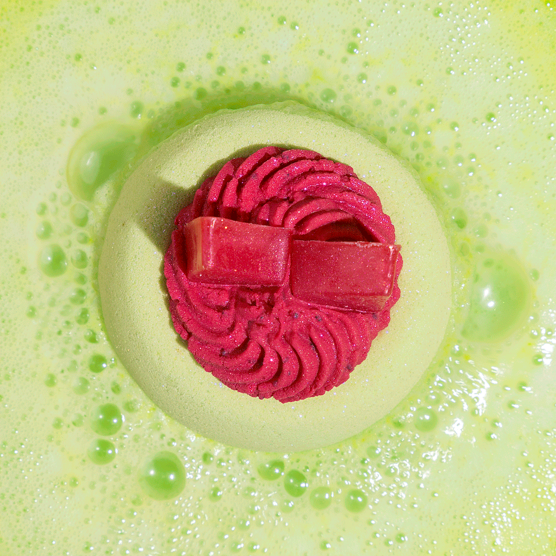 Surprise Kitty Ring Bath Bomb